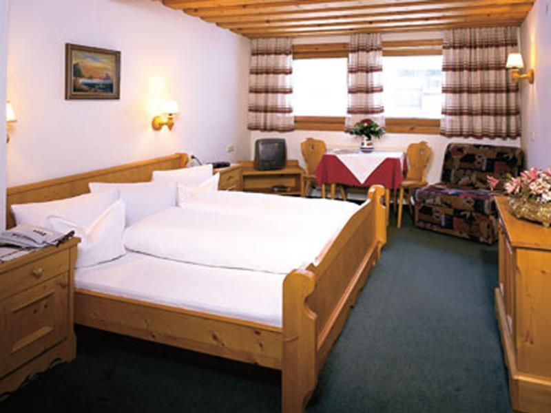 Tirolerhof Hotel 3*